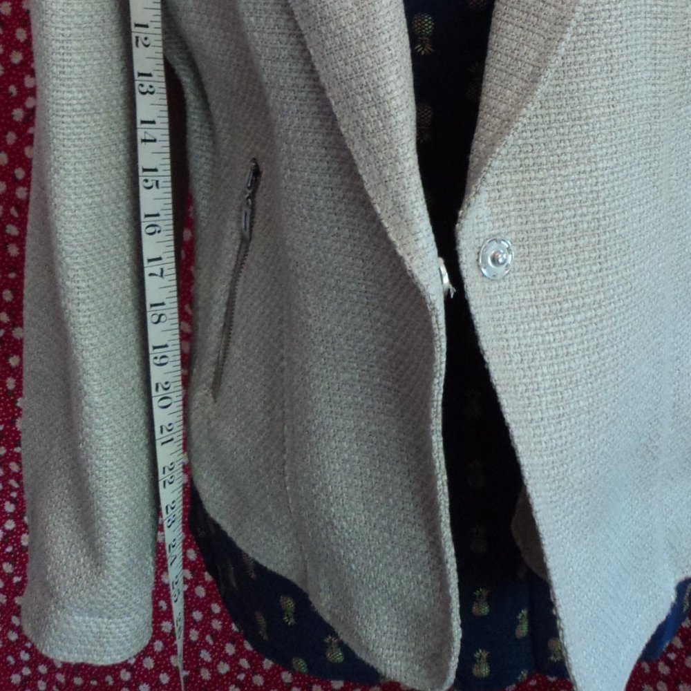 Blazer/Jacket - Picture 4 of 8